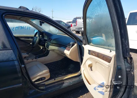 2004 BMW 325I z USA, uszkodzony, nr VIN WBAET37464NJ44617